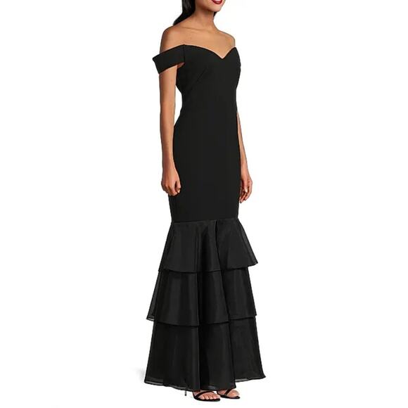 Aidan Mattox Black Bonded Crepe Off-the-Shoulder Mermaid Gown Size 6 - Picture 10 of 10